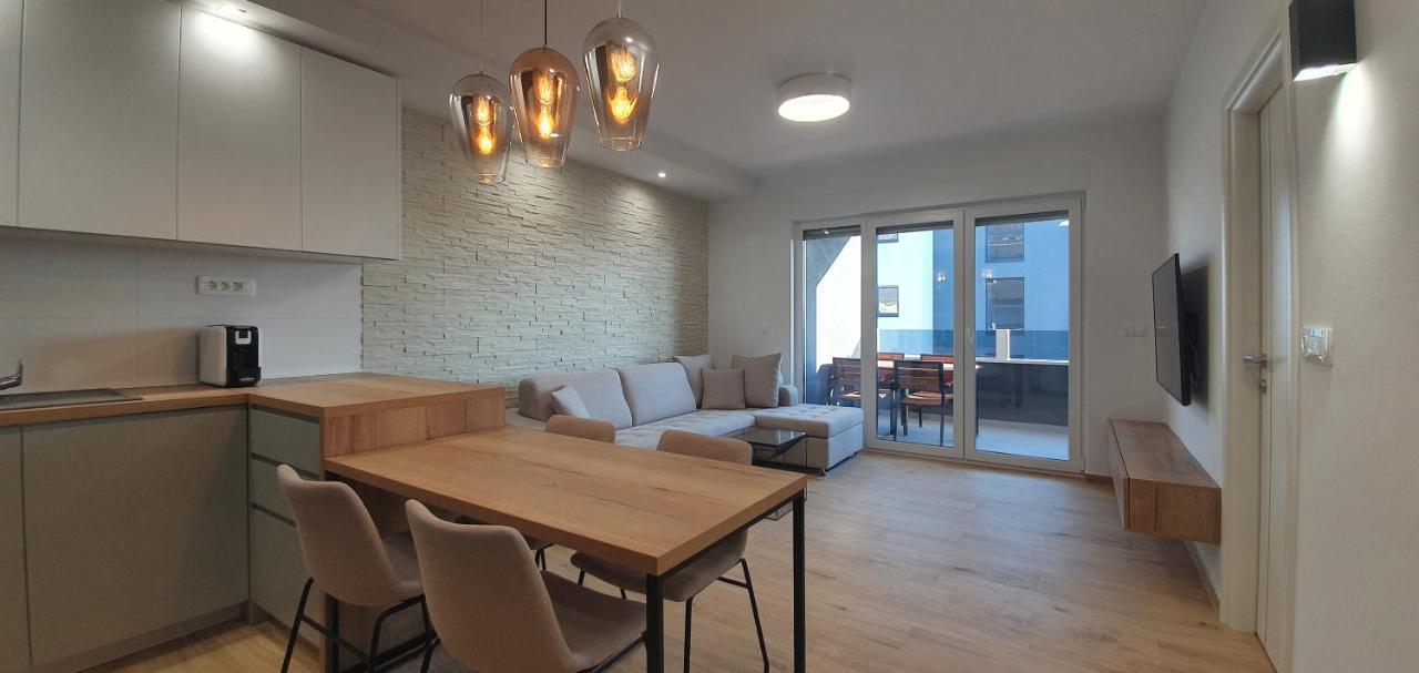 Apartments Elite 特罗吉尔 外观 照片