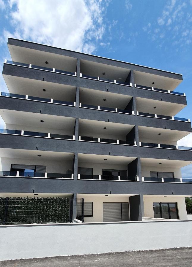 Apartments Elite 特罗吉尔 外观 照片